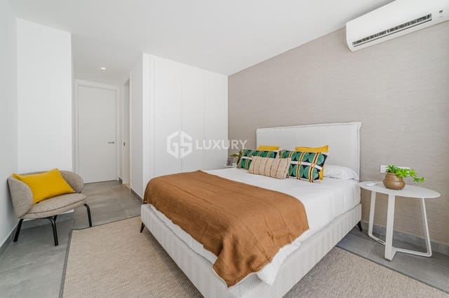 4 makuuhuone Huvila myytävänä paikassa Callao Salvaje - Playa Paraíso, Adeje mukana 
autotalli - 1 680 000 € (Ref: 9805646)