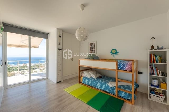 Chalet de 5 habitaciones en San Eugenio Alto, Adeje en venta con garaje - 1.299.000 € (Ref: 9807356)