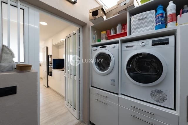 Chalet de 5 habitaciones en San Eugenio Alto, Adeje en venta con garaje - 1.299.000 € (Ref: 9807356)