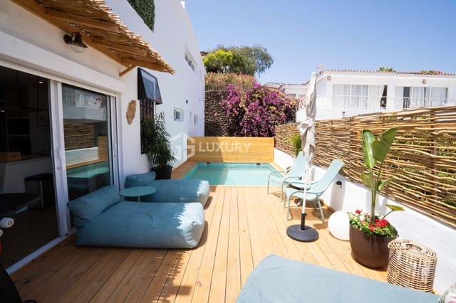 Chalet de 5 habitaciones en Chayofa, Arona en venta con garaje - 1.450.000 € (Ref: 9808939)