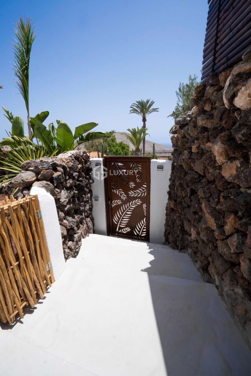 Chalet de 5 habitaciones en Arona en venta con garaje - 1.450.000 € (Ref: 9808939)