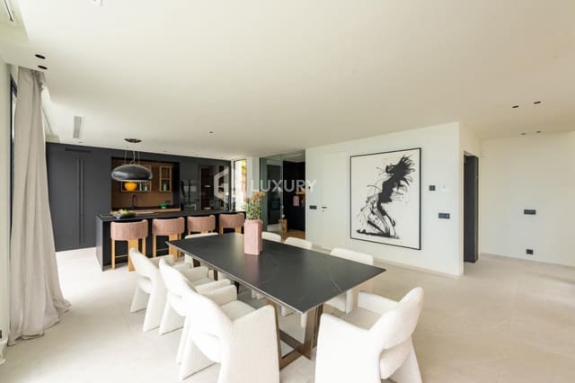 4 slaapkamer Villa te koop in Guía de Isora met garage - € 4.290.000 (Ref: 9808940)