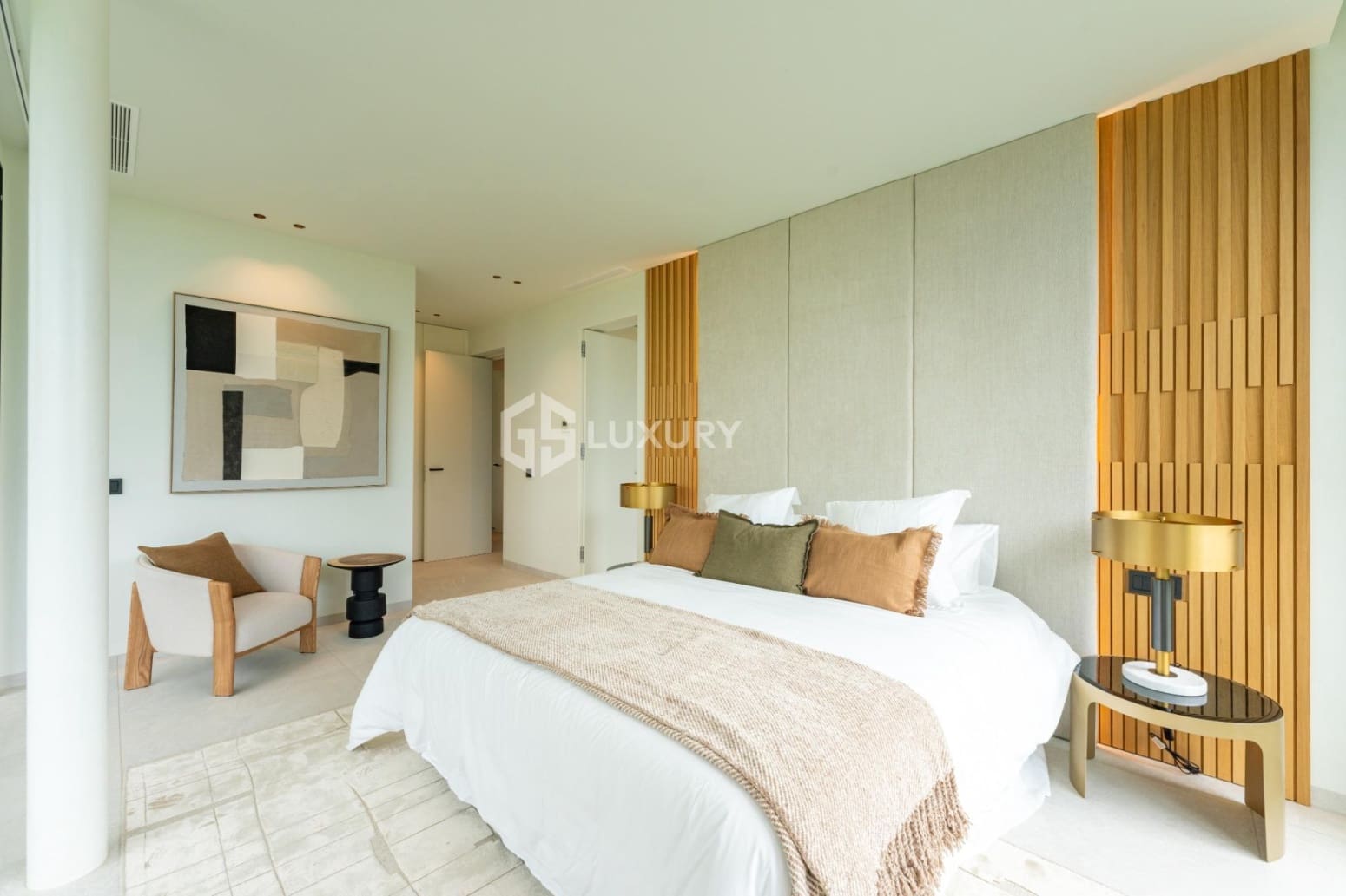 4 slaapkamer Villa te koop in Guia de Isora met garage - € 4.290.000 (Ref: 9808940)