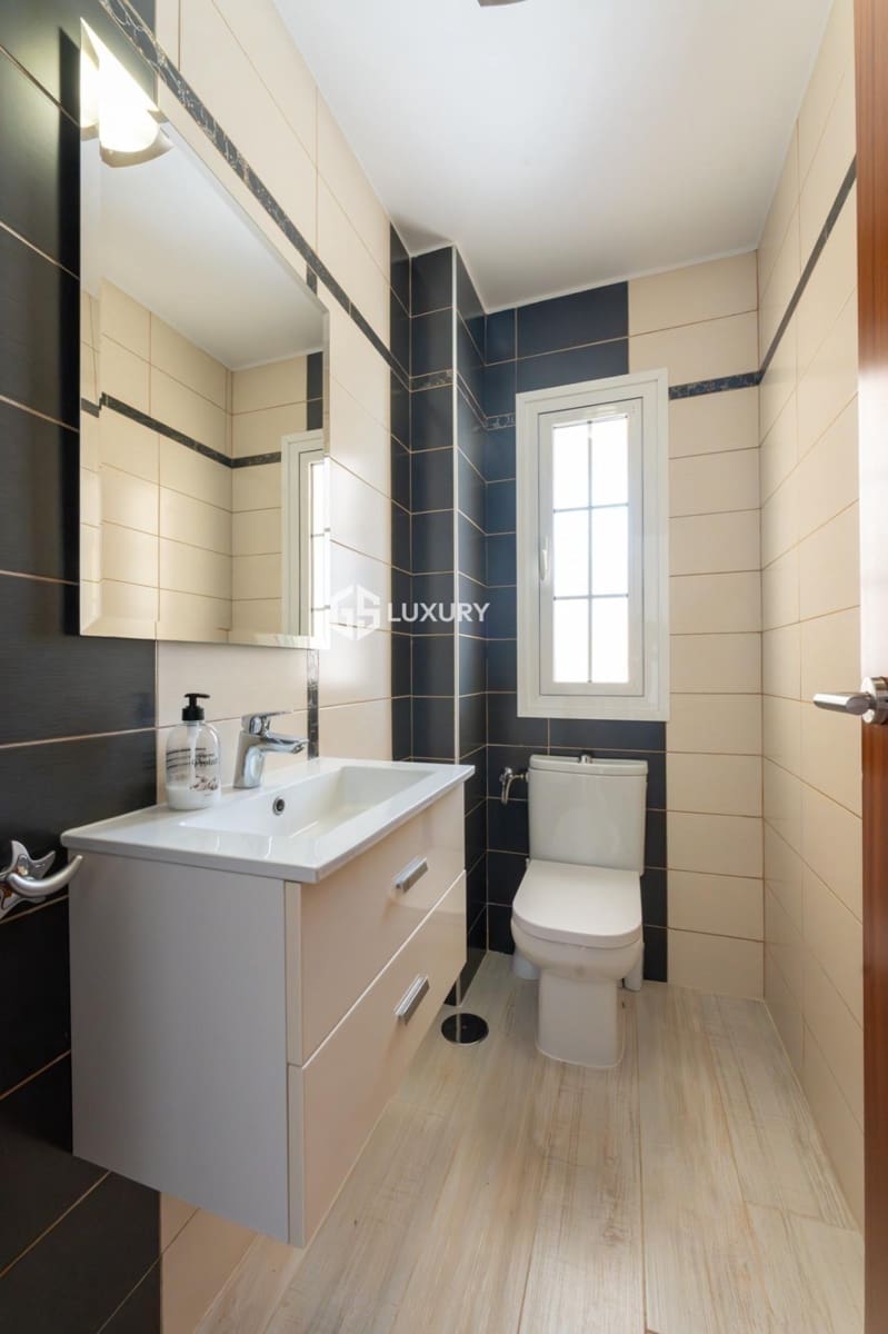 3 quarto Moradia para venda em Adeje com garagem - 1 600 000 € (Ref: 9808941)