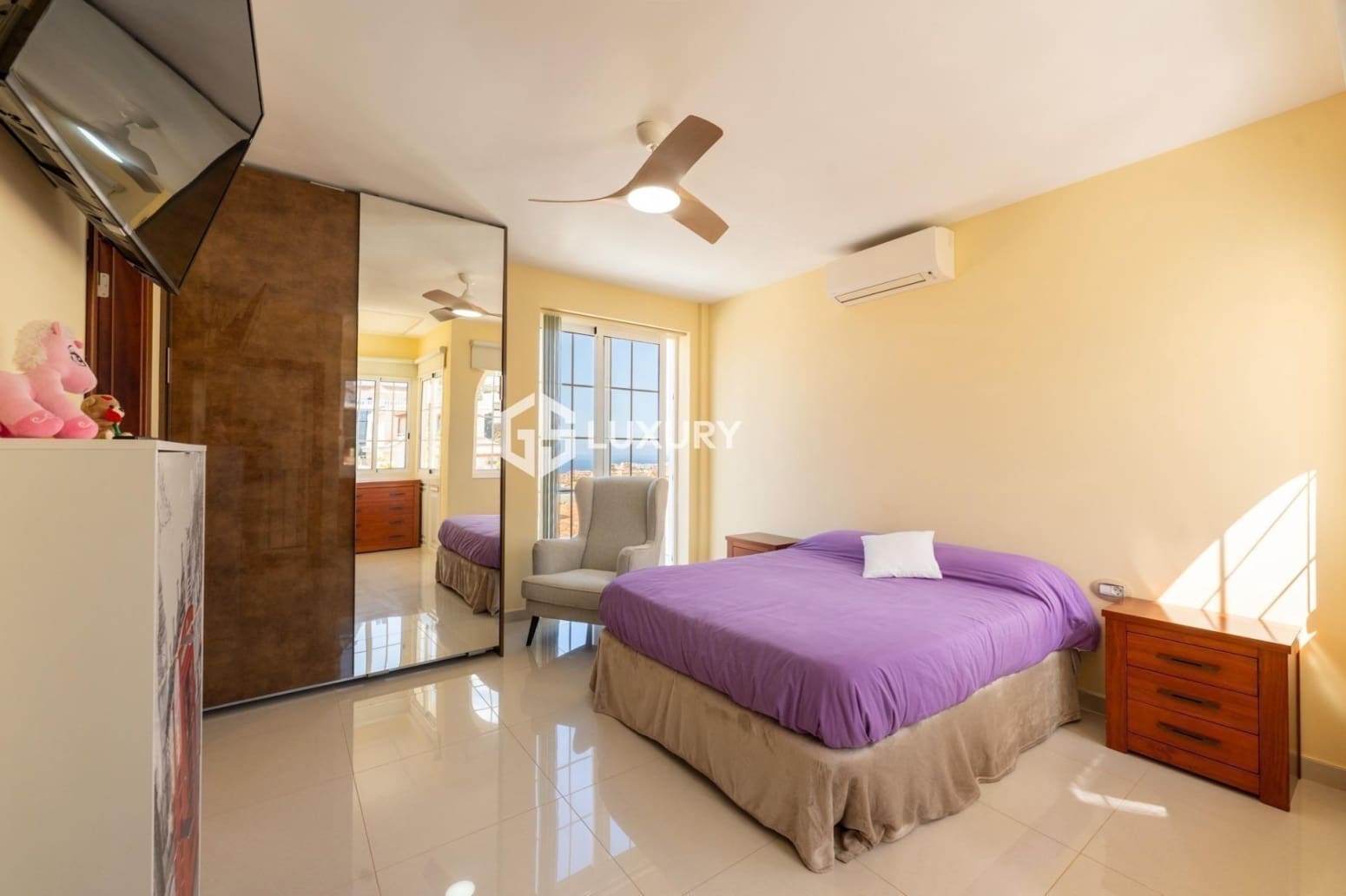 3 quarto Moradia para venda em Adeje com garagem - 1 600 000 € (Ref: 9808941)