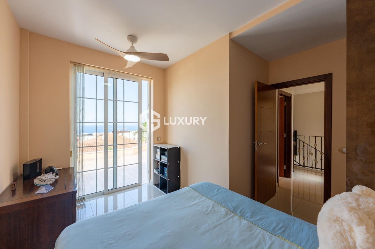 3 quarto Moradia para venda em Adeje com garagem - 1 600 000 € (Ref: 9808941)