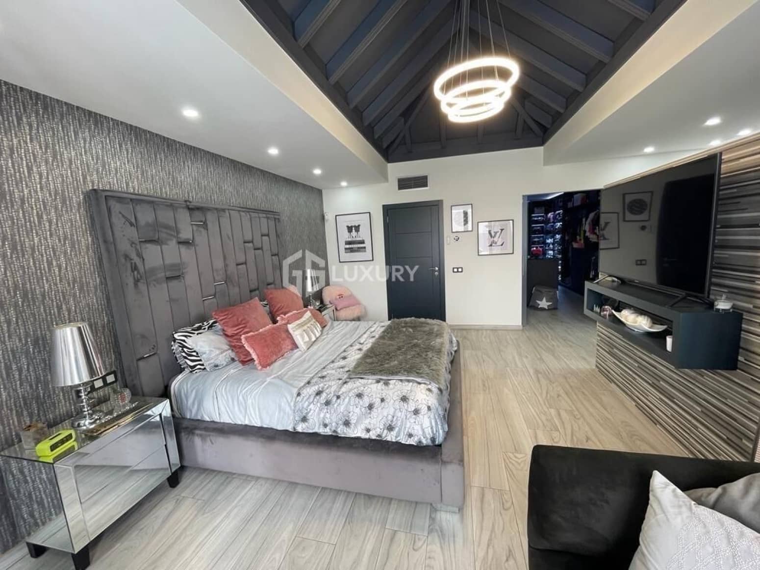 2 quarto Moradia para venda em San Miguel de Abona com garagem - 2 100 000 € (Ref: 9809670)