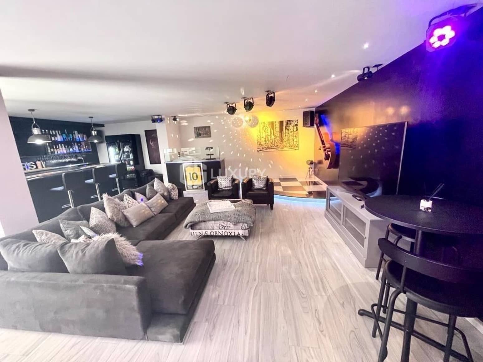 2 quarto Moradia para venda em San Miguel de Abona com garagem - 2 100 000 € (Ref: 9809670)