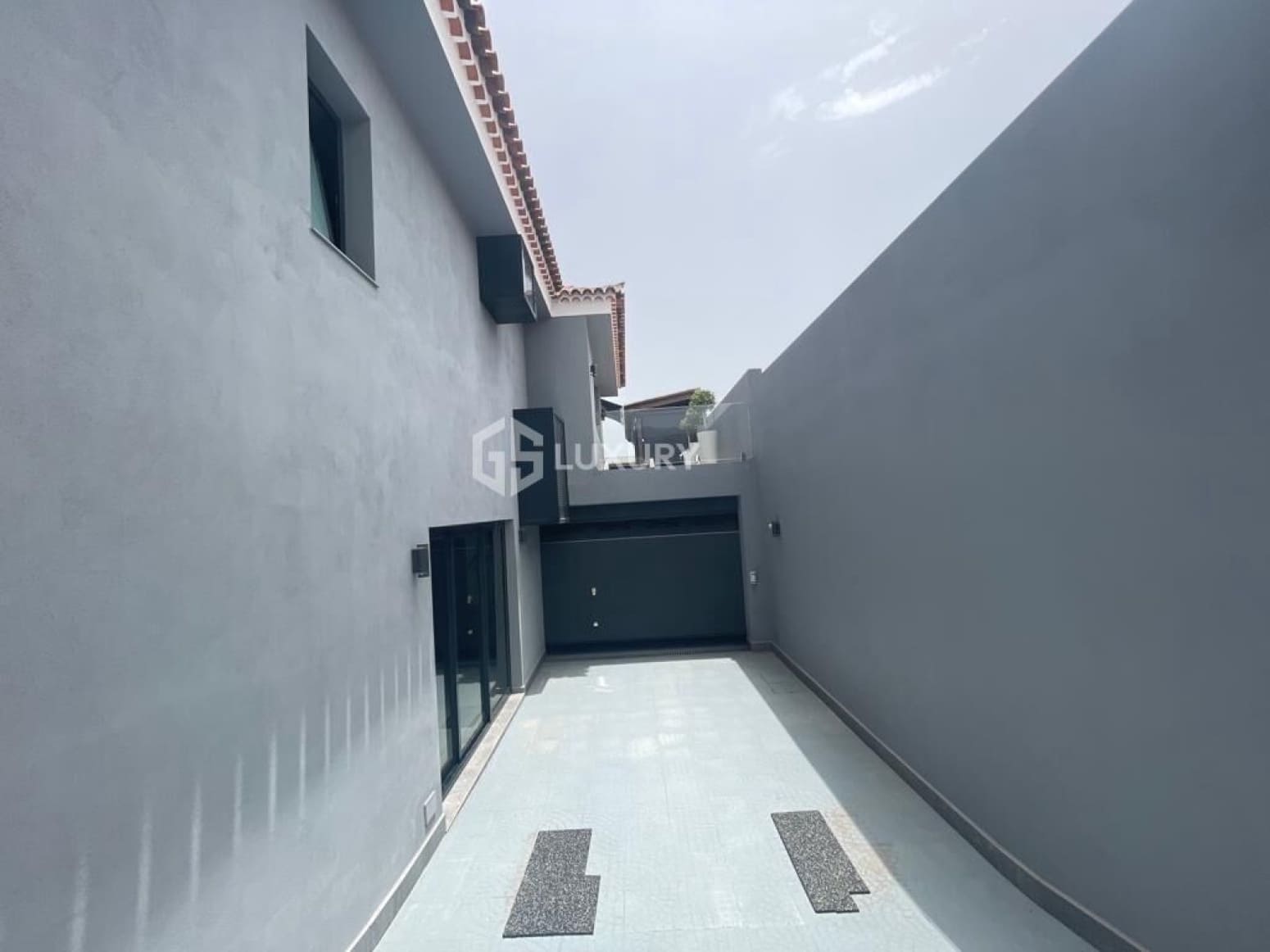 2 quarto Moradia para venda em San Miguel de Abona com garagem - 2 100 000 € (Ref: 9809670)