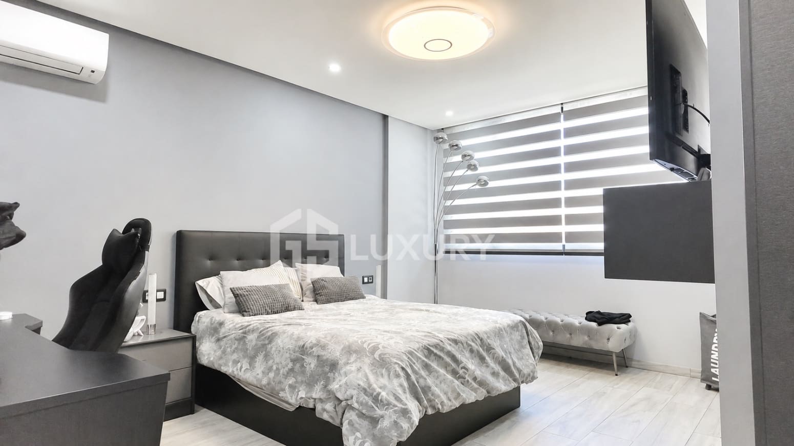 2 sypialnia Willa na sprzedaż w San Miguel de Abona z garażem - 1 900 000 € (Ref: 9809670)