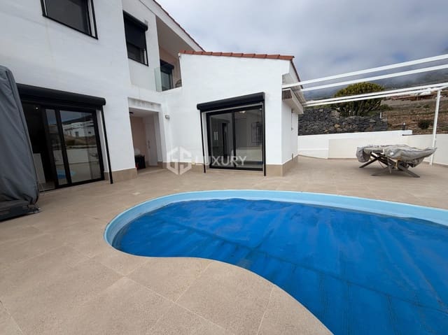 4 soveværelse Villa til salg i Candelaria med garage - € 990.000 (Ref: 9809671)