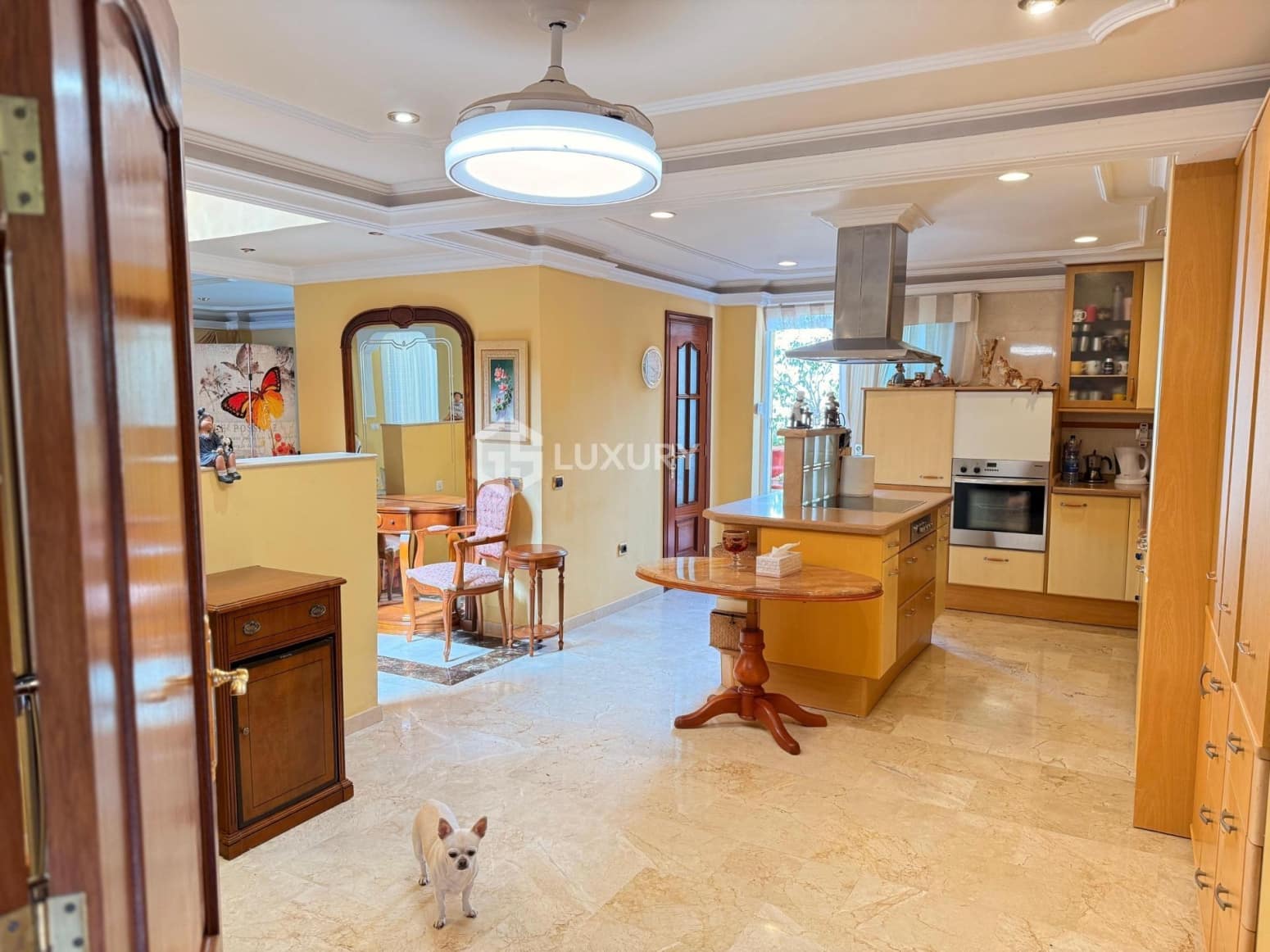 6 slaapkamer Villa te koop in Adeje met garage - € 1.870.000 (Ref: 9809672)