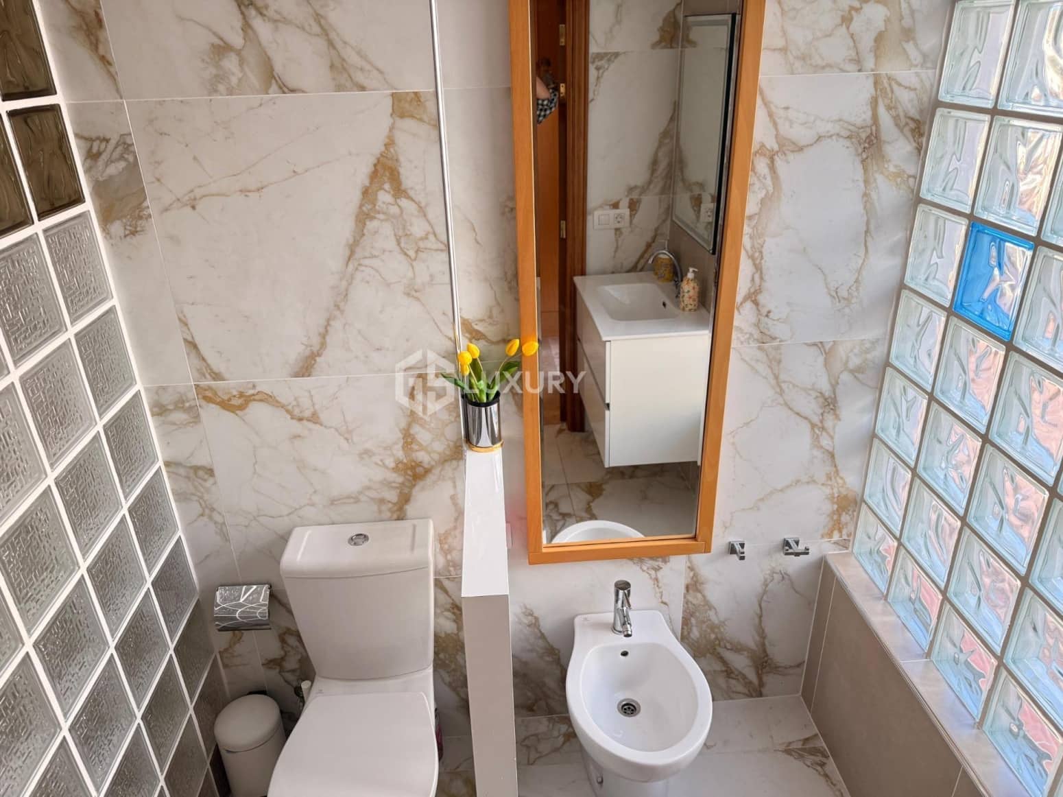 6 slaapkamer Villa te koop in Adeje met garage - € 1.870.000 (Ref: 9809672)