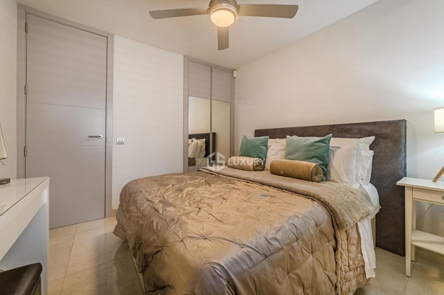 Chalet de 4 habitaciones en Adeje en venta con garaje - 2.450.000 € (Ref: 9809673)