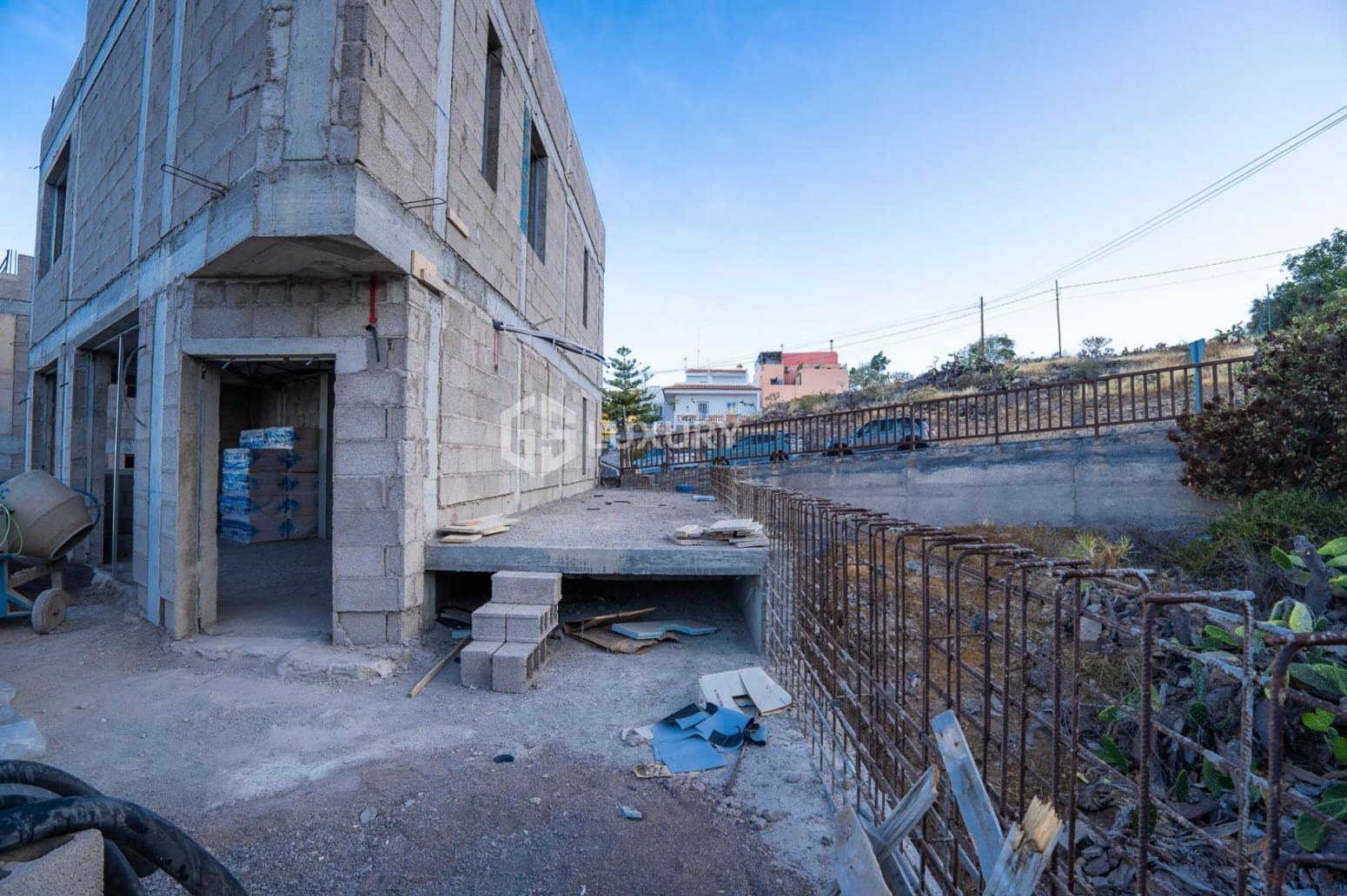 3 sovrum Villa till salu i Guia de Isora med garage - 1 400 000 € (Ref: 9809675)