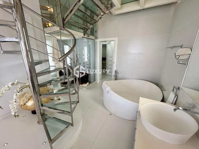 1 Zimmer Wohnung zu verkaufen in San Eugenio Bajo, Adeje mit Garage - 1.595.000 € (Ref: 9809676)