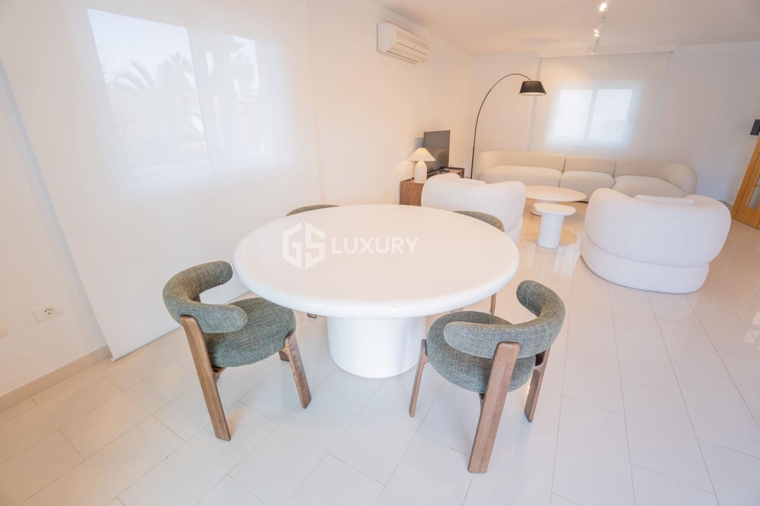 5 chambre Villa/Maison à vendre à Adeje avec garage - 3 300 000 € (Ref: 9809677)