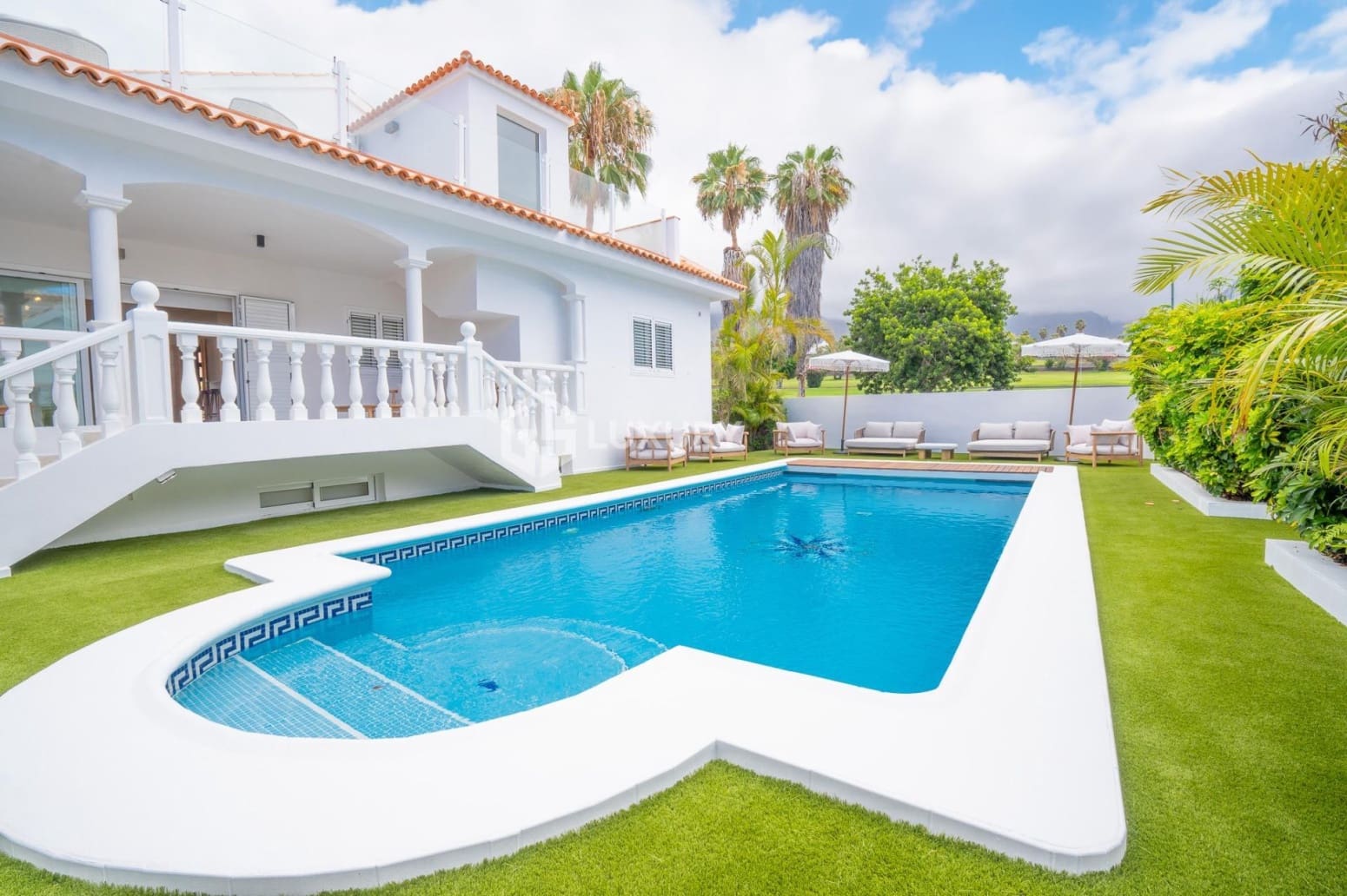 5 chambre Villa/Maison à vendre à Adeje avec garage - 3 300 000 € (Ref: 9809677)