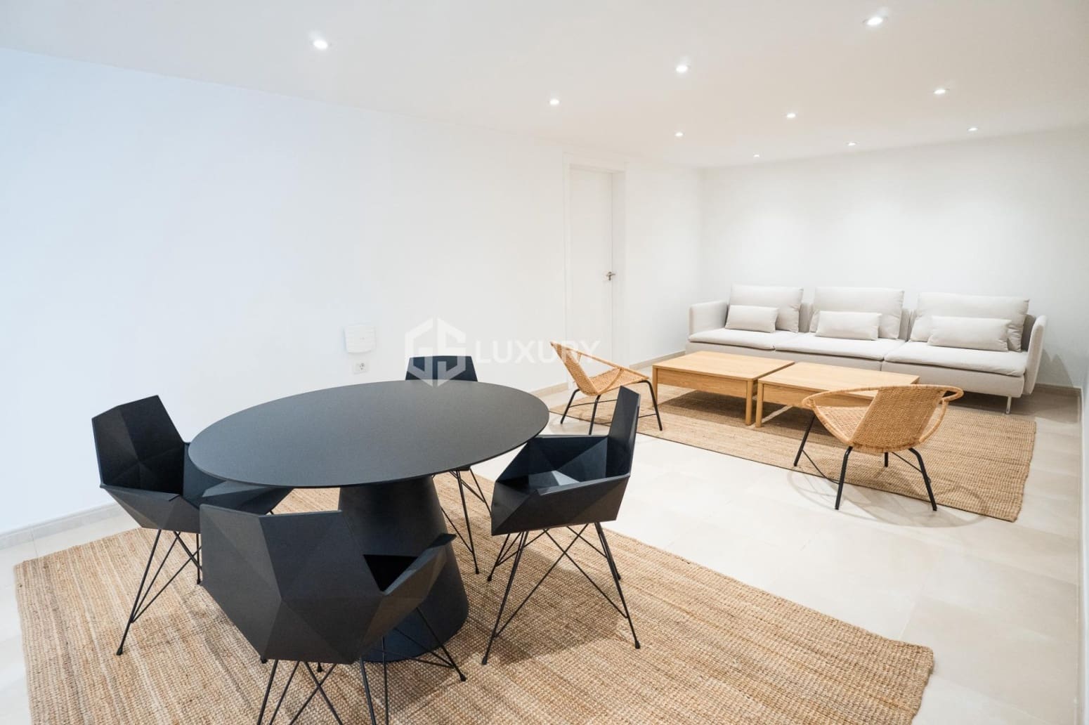 5 chambre Villa/Maison à vendre à Adeje avec garage - 3 300 000 € (Ref: 9809677)