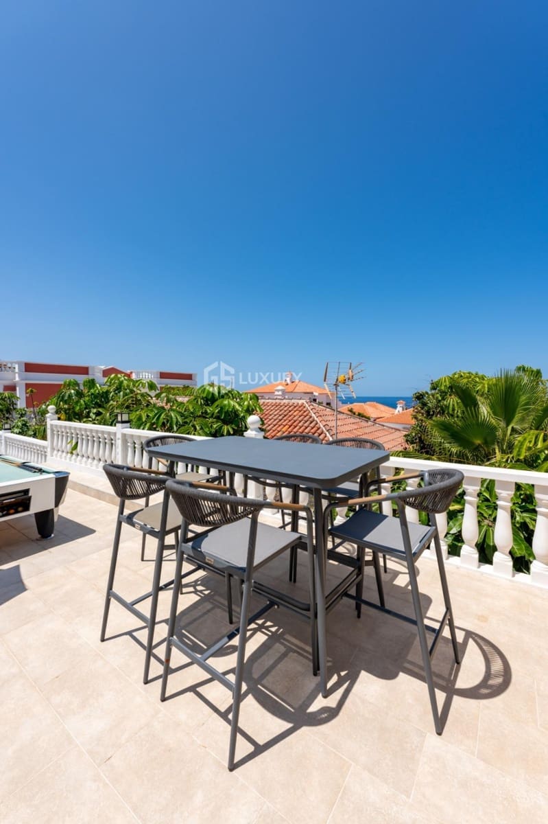 6 chambre Villa/Maison à vendre à Santiago del Teide avec garage - 1 280 000 € (Ref: 9809678)