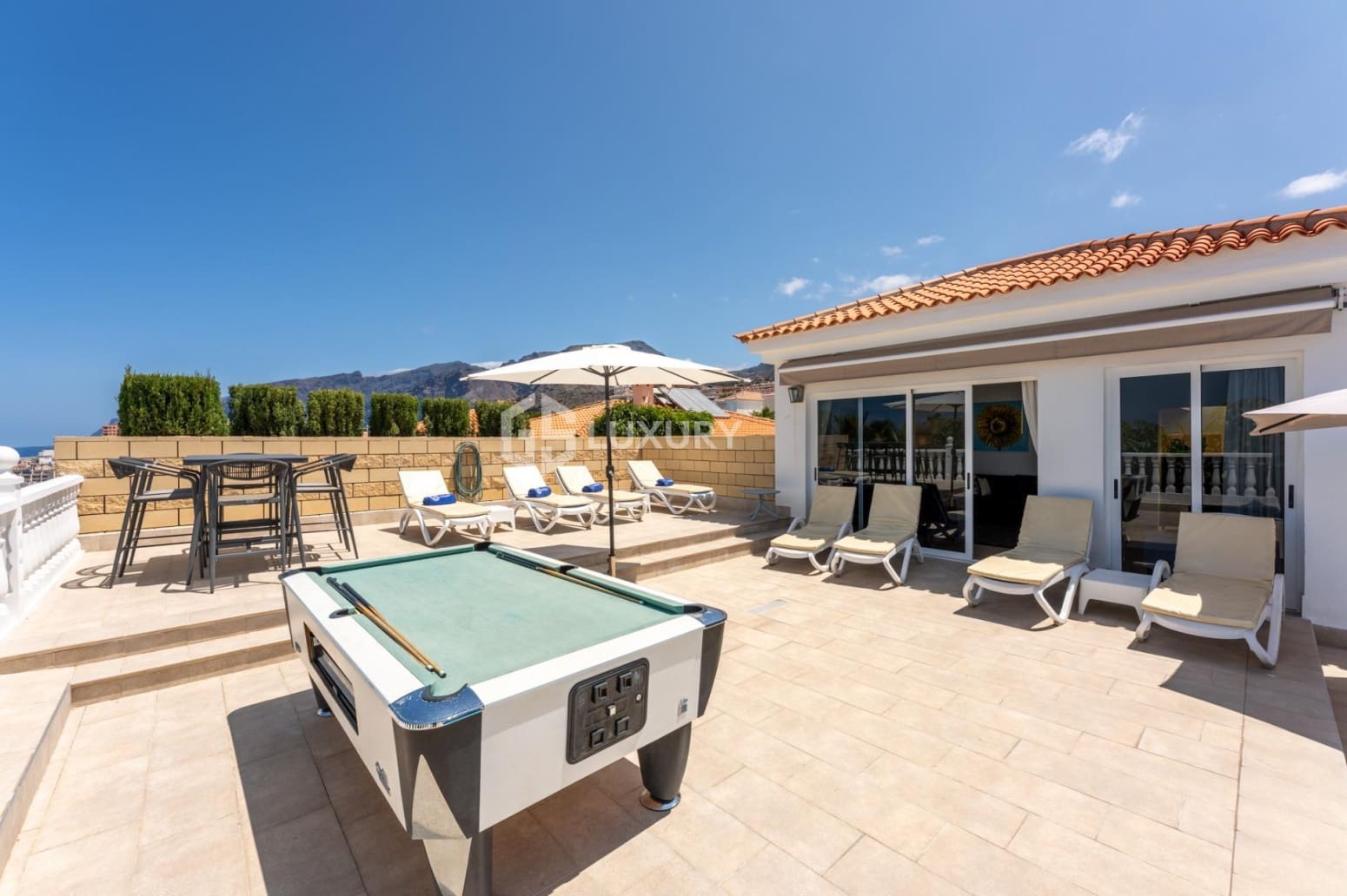 6 chambre Villa/Maison à vendre à Santiago del Teide avec garage - 1 280 000 € (Ref: 9809678)