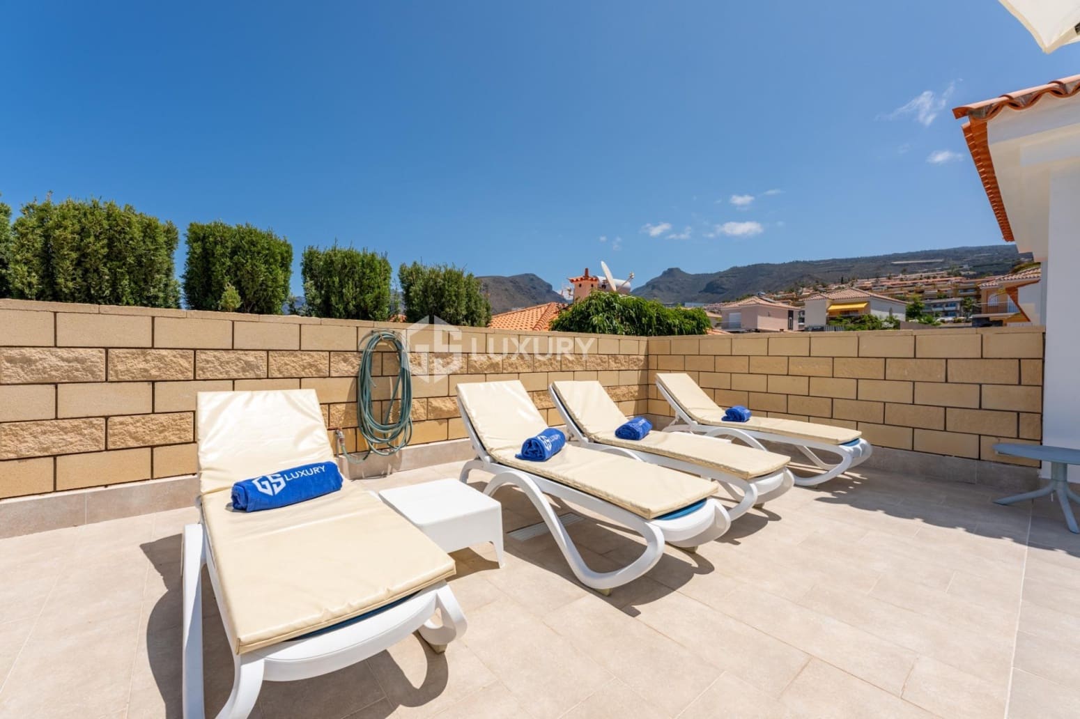 6 chambre Villa/Maison à vendre à Santiago del Teide avec garage - 1 280 000 € (Ref: 9809678)