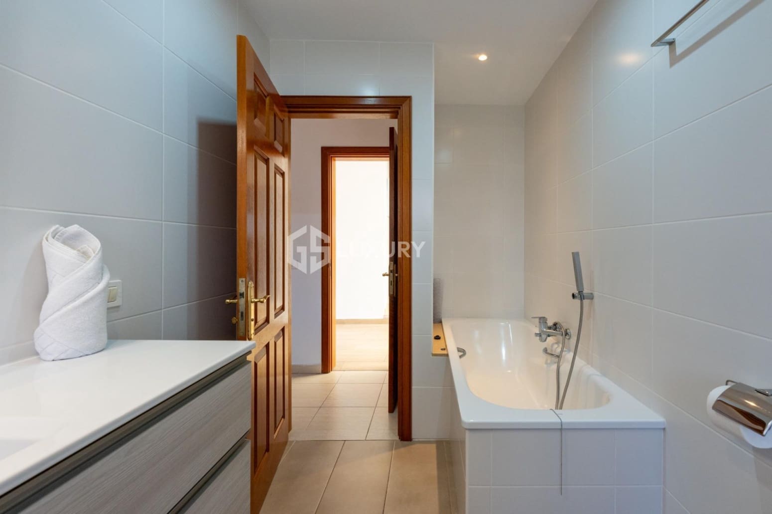 6 chambre Villa/Maison à vendre à Santiago del Teide avec garage - 1 280 000 € (Ref: 9809678)