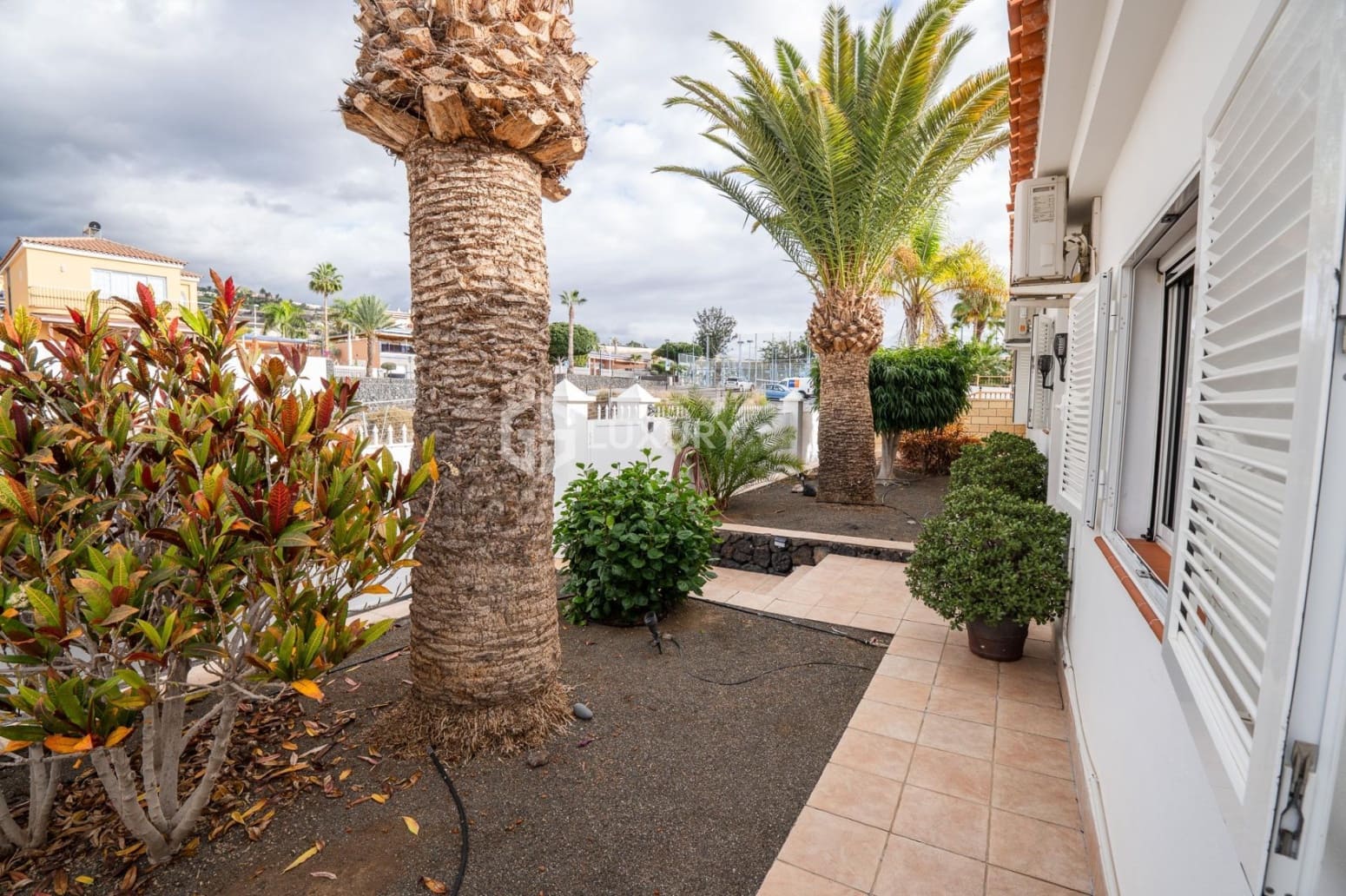 6 chambre Villa/Maison à vendre à Santiago del Teide avec garage - 1 280 000 € (Ref: 9809678)