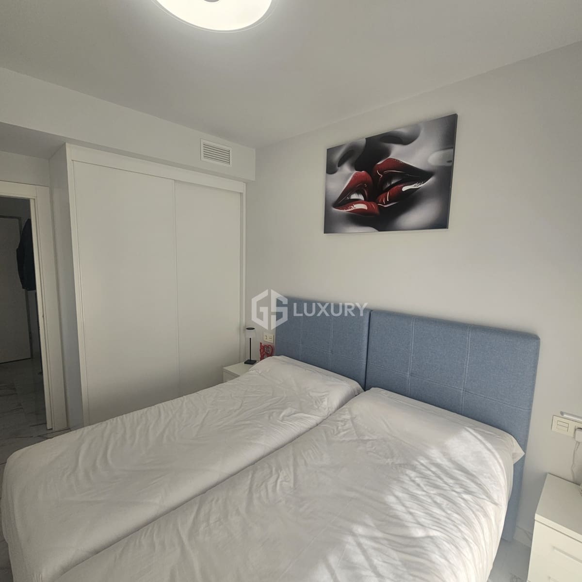 3 soverom Leilighet til salgs i Los Altos med svømmebasseng garasje - € 559 000 (Ref: 9816658)