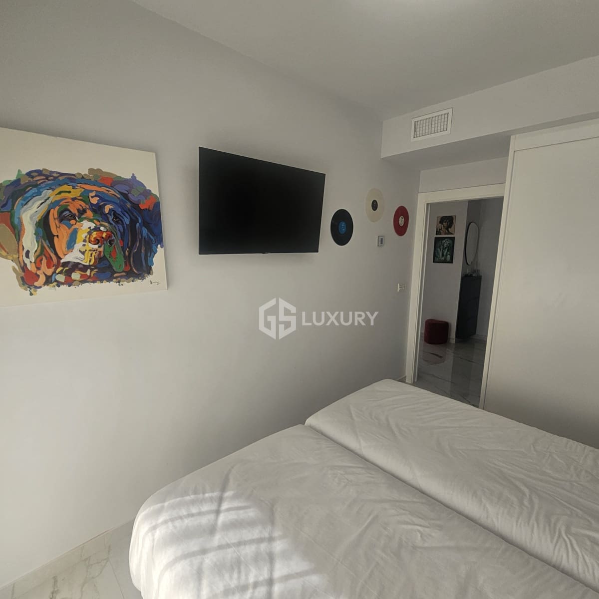 3 soverom Leilighet til salgs i Los Altos med svømmebasseng garasje - € 559 000 (Ref: 9816658)
