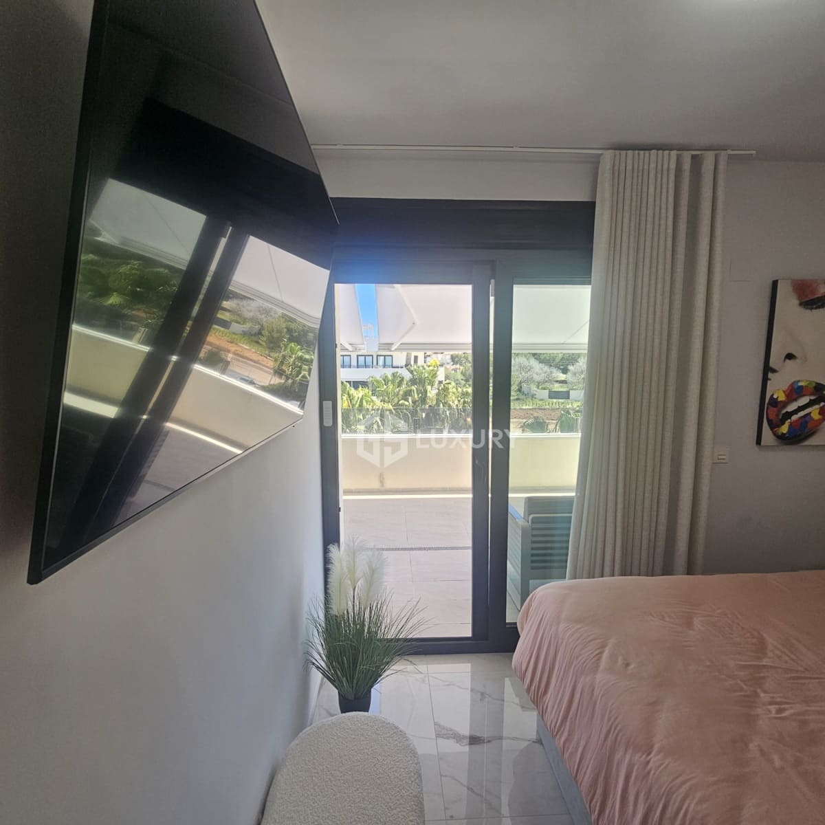 3 soverom Leilighet til salgs i Los Altos med svømmebasseng garasje - € 559 000 (Ref: 9816658)