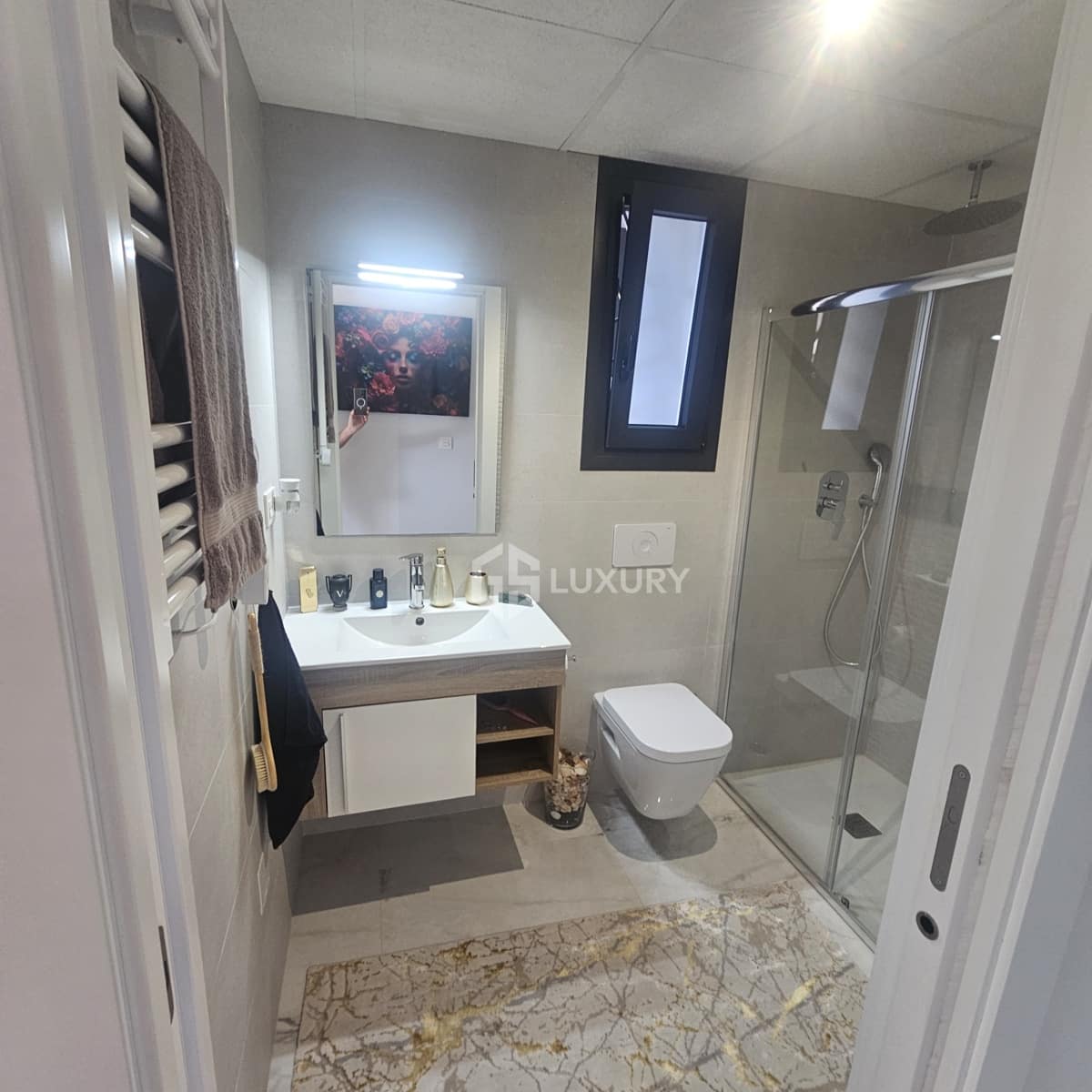 3 soverom Leilighet til salgs i Los Altos med svømmebasseng garasje - € 559 000 (Ref: 9816658)