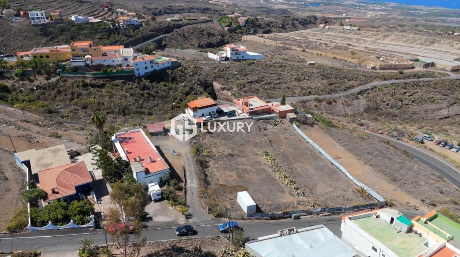 Building Plot for sale in Guia de Isora - € 500,000 (Ref: 9821275)