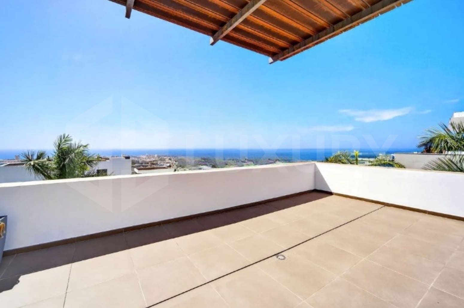3 bedroom Villa for sale in Adeje with pool garage - € 2,500,000 (Ref: 9821279)