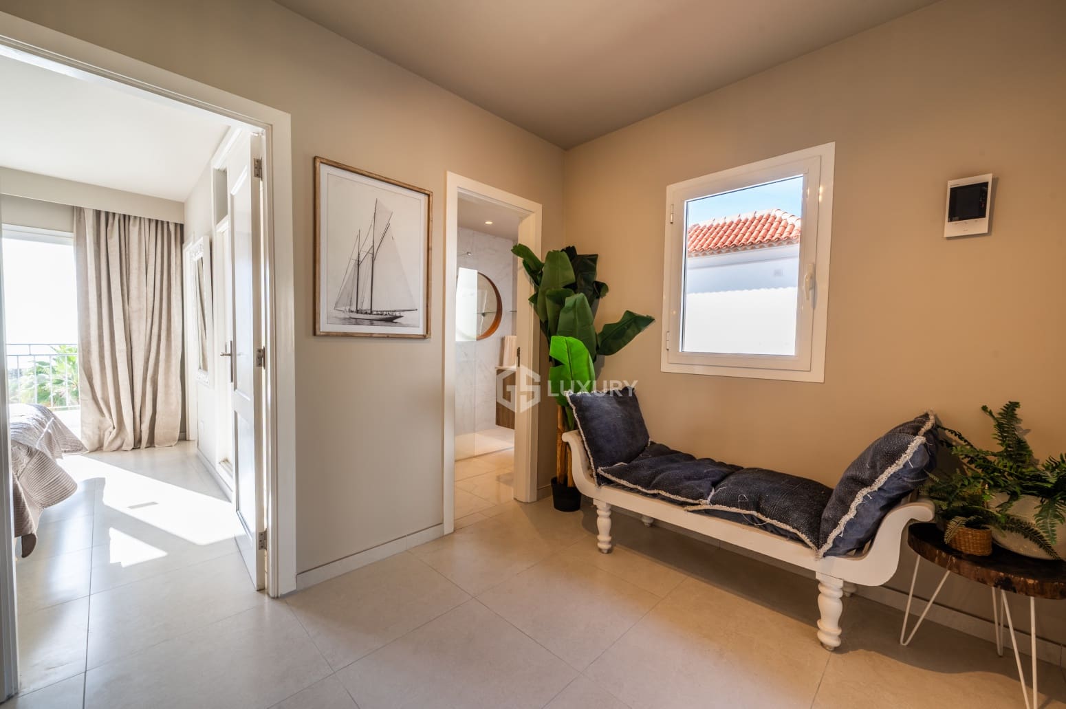 5 soveværelse Villa til leje i Adeje med swimmingpool garage - € 6.800 (Ref: 9821290)
