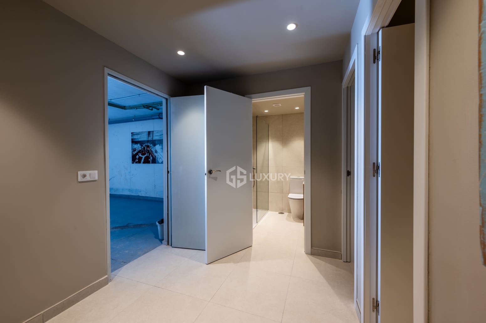 5 soveværelse Villa til leje i Adeje med swimmingpool garage - € 6.800 (Ref: 9821290)