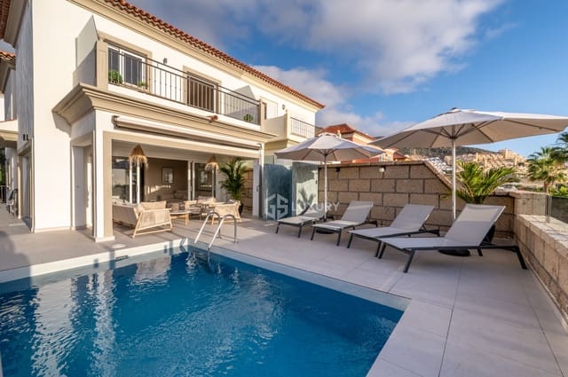 5 soveværelse Villa til leje i Playa de Fañabé Alto, Adeje med swimmingpool garage - € 6.800 (Ref: 9821290)