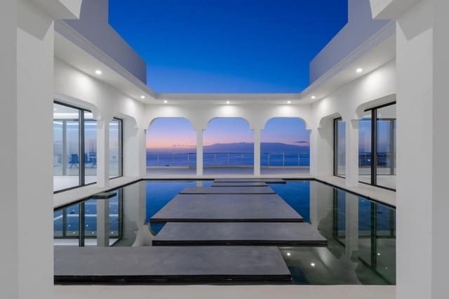 Chalet de 7 habitaciones en San Eugenio Alto, Adeje en venta con garaje - 8.500.000 € (Ref: 9821291)