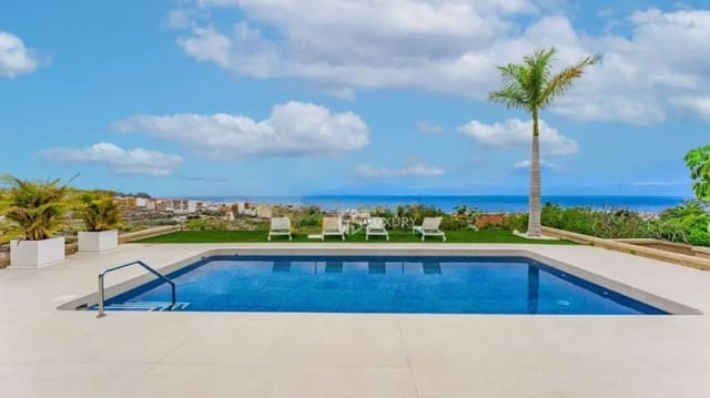 Chalet de 6 habitaciones en Casco Urbano, Adeje en venta con garaje - 2.850.000 € (Ref: 9821292)