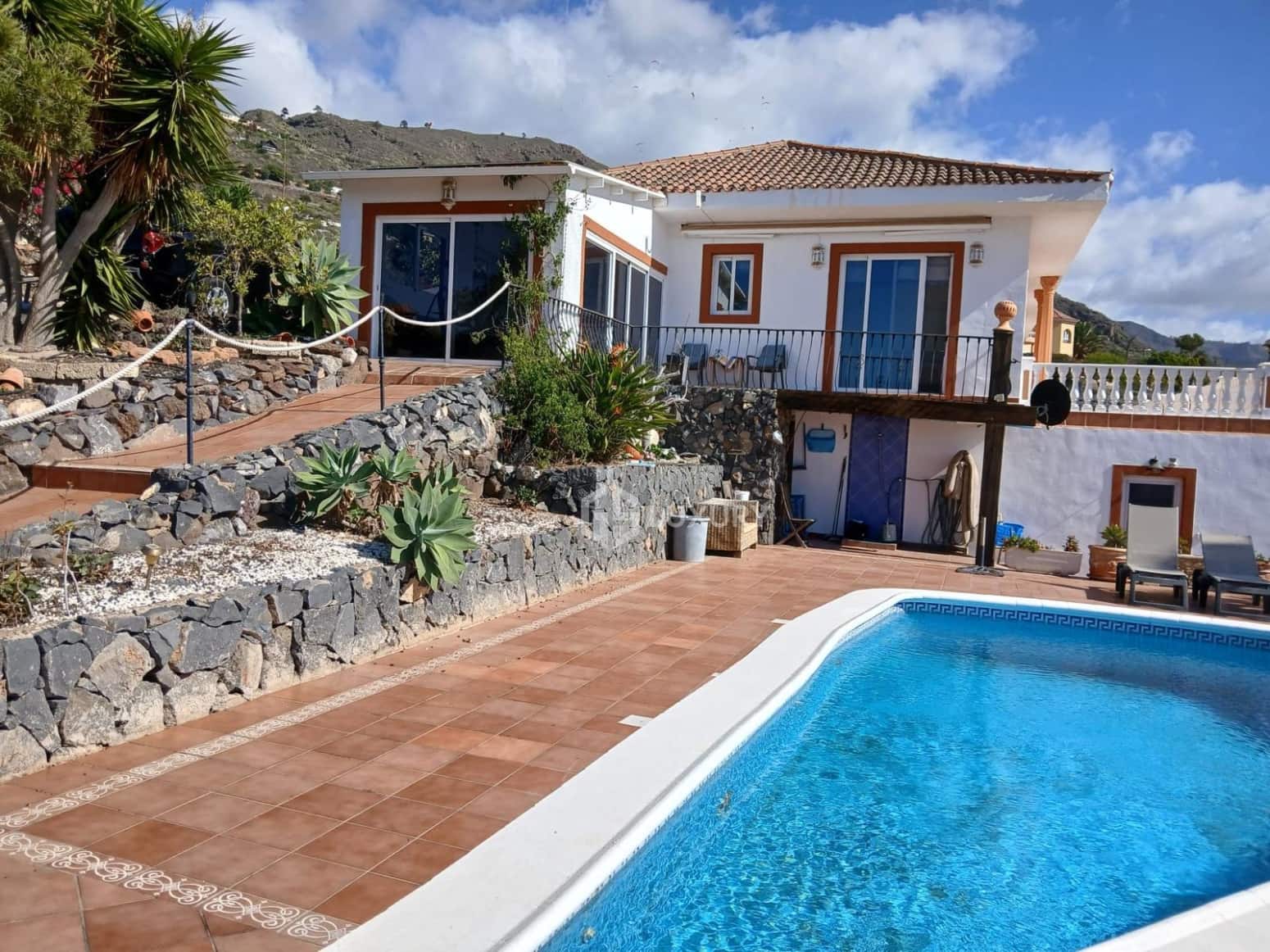 5 slaapkamer Villa te koop in Adeje - € 1.600.000 (Ref: 9821293)
