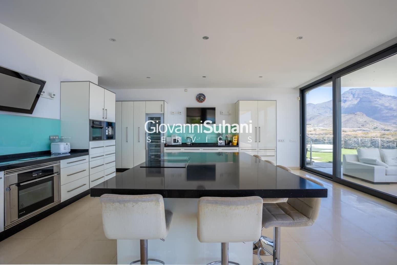 Chalet de 6 habitaciones en Adeje en venta con garaje - 7.000.000 € (Ref: 9821294)