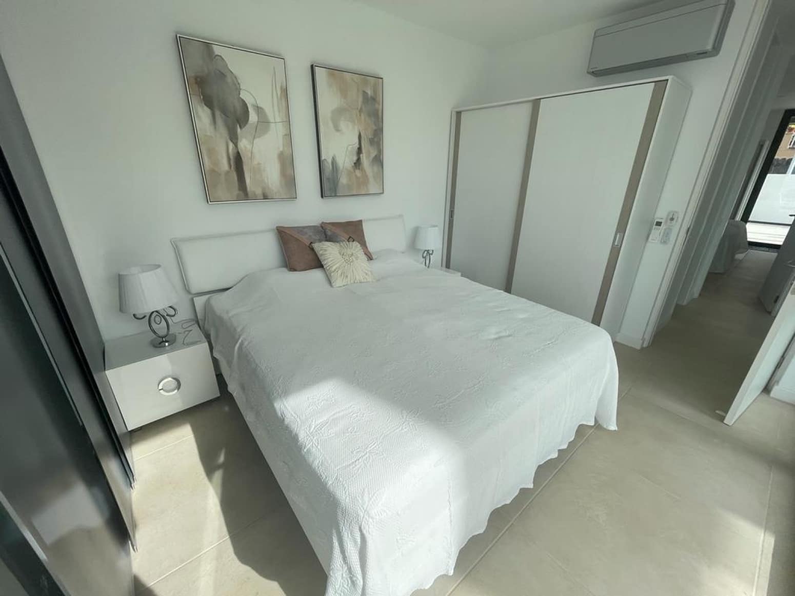 4 bedroom Villa for sale in Adeje with pool garage - € 1,990,000 (Ref: 9821298)
