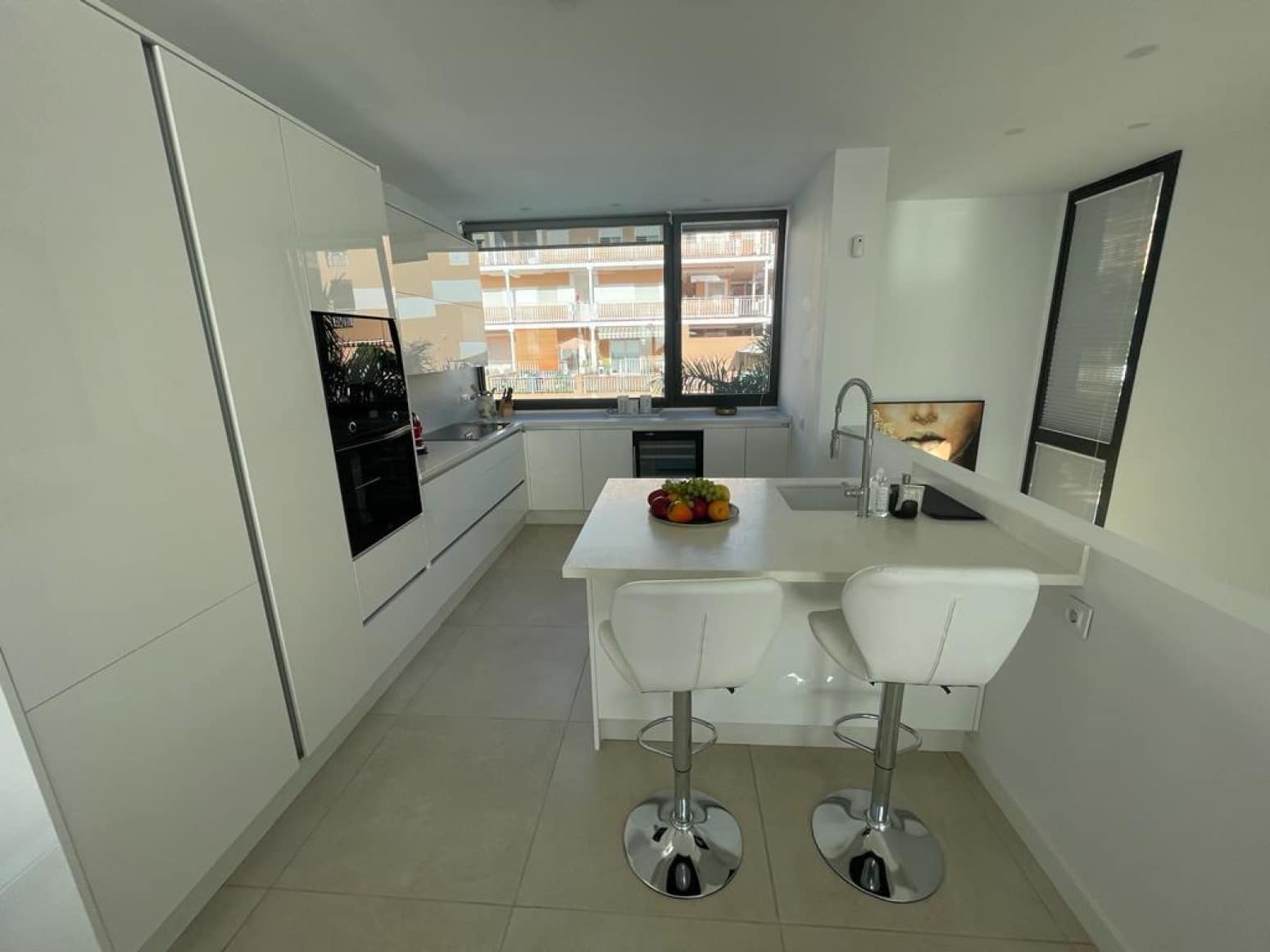 4 bedroom Villa for sale in Adeje with pool garage - € 1,990,000 (Ref: 9821298)