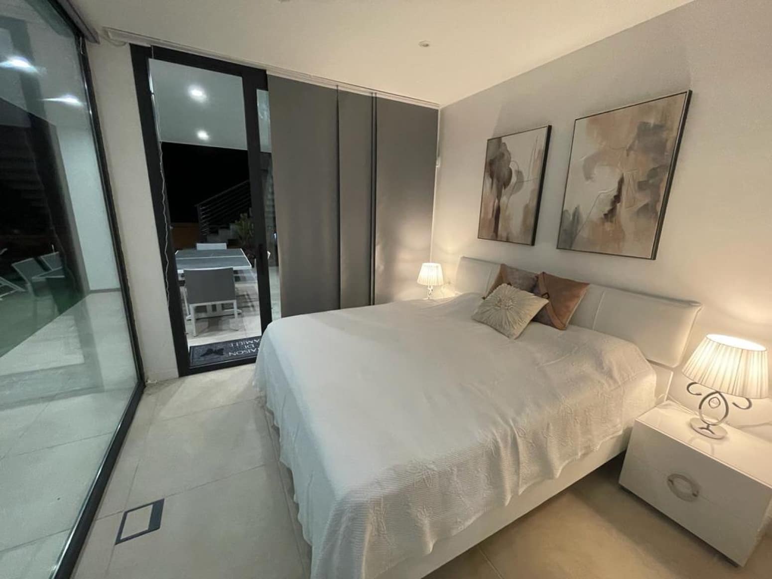 4 bedroom Villa for sale in Adeje with pool garage - € 1,990,000 (Ref: 9821298)