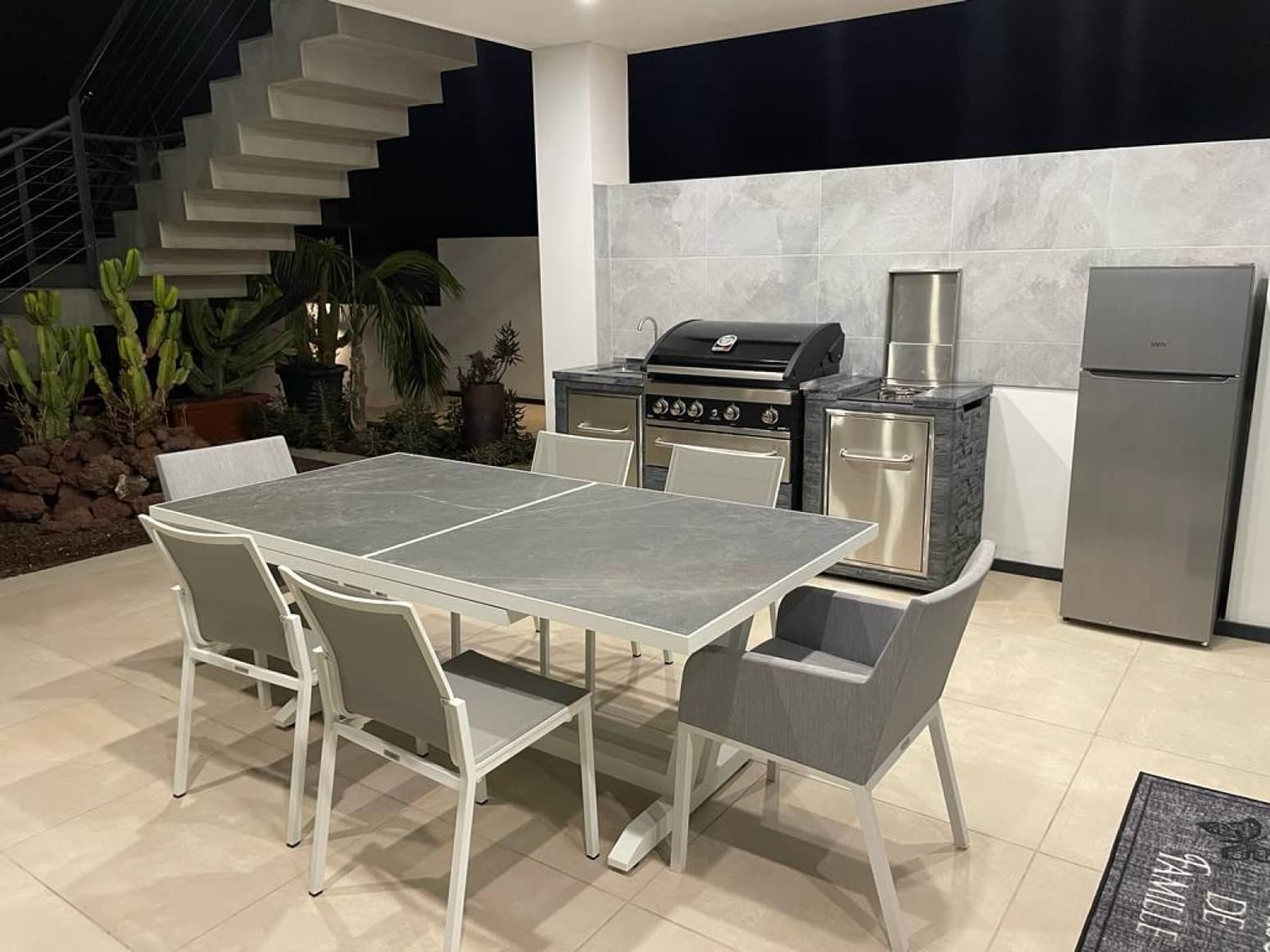 4 bedroom Villa for sale in Adeje with pool garage - € 1,990,000 (Ref: 9821298)