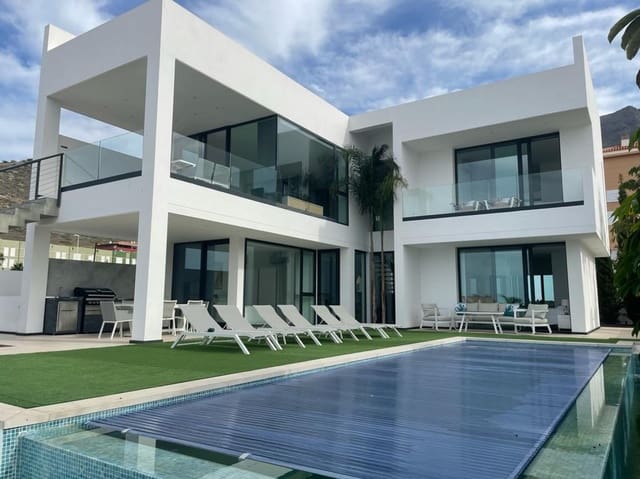 4 sypialnia Willa na sprzedaż w Playa de Fañabé Alto, Adeje z basenem garażem - 1 990 000 € (Ref: 9821298)