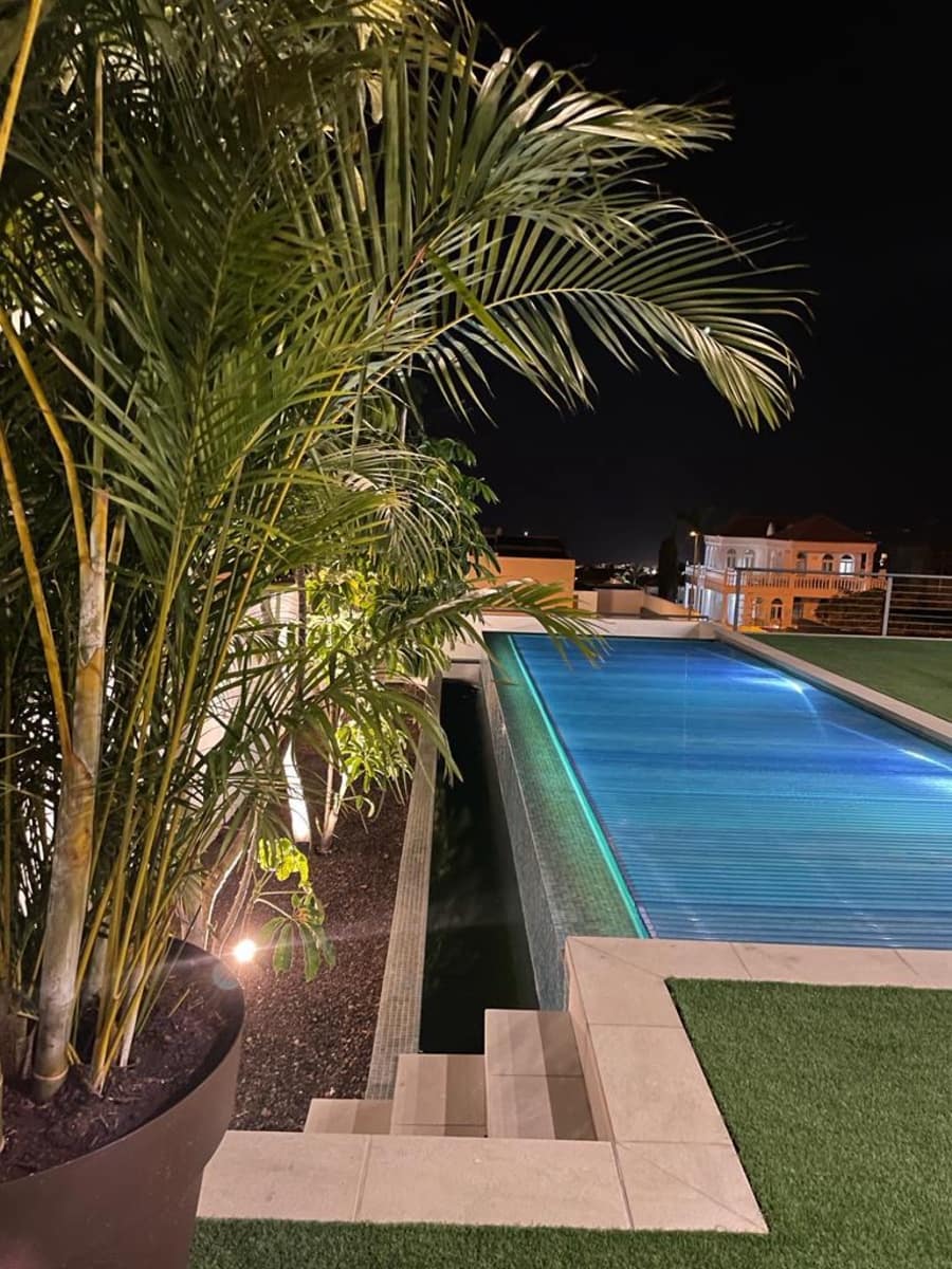 4 bedroom Villa for sale in Adeje with pool garage - € 1,990,000 (Ref: 9821298)