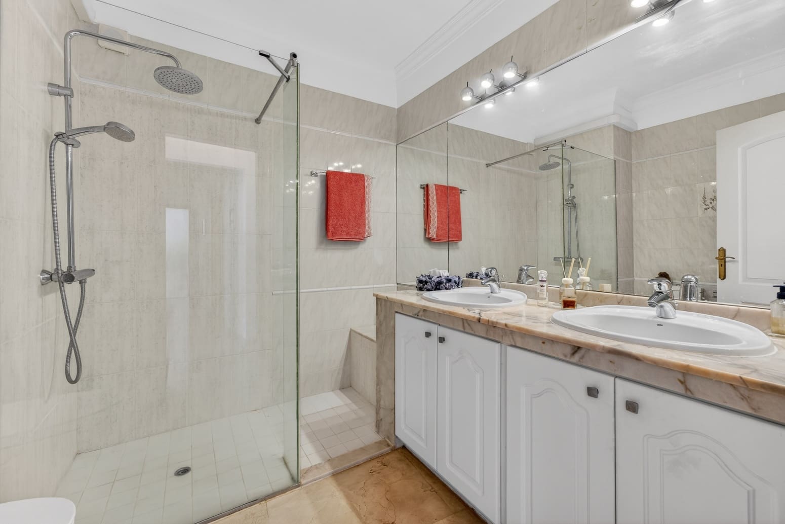 4 bedroom Flat for sale in Adeje with garage - € 900,000 (Ref: 9821299)