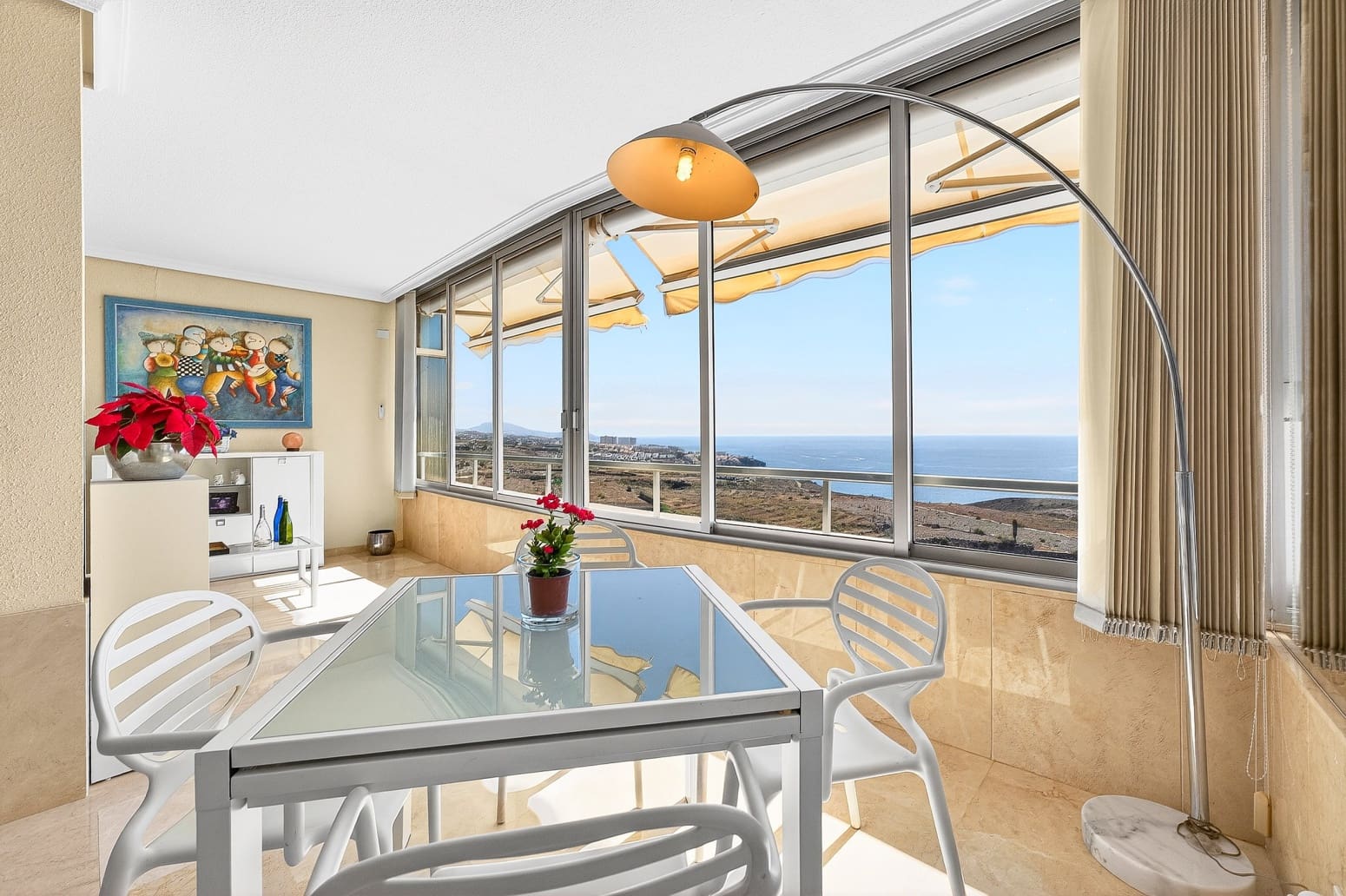 4 bedroom Flat for sale in Adeje with garage - € 900,000 (Ref: 9821299)