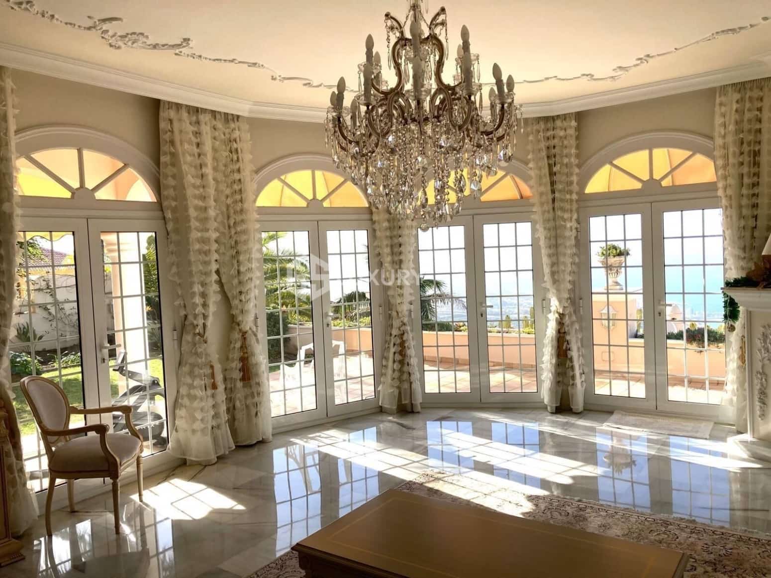 4 bedroom Villa for sale in Santa Ursula with garage - € 1,500,000 (Ref: 9821300)